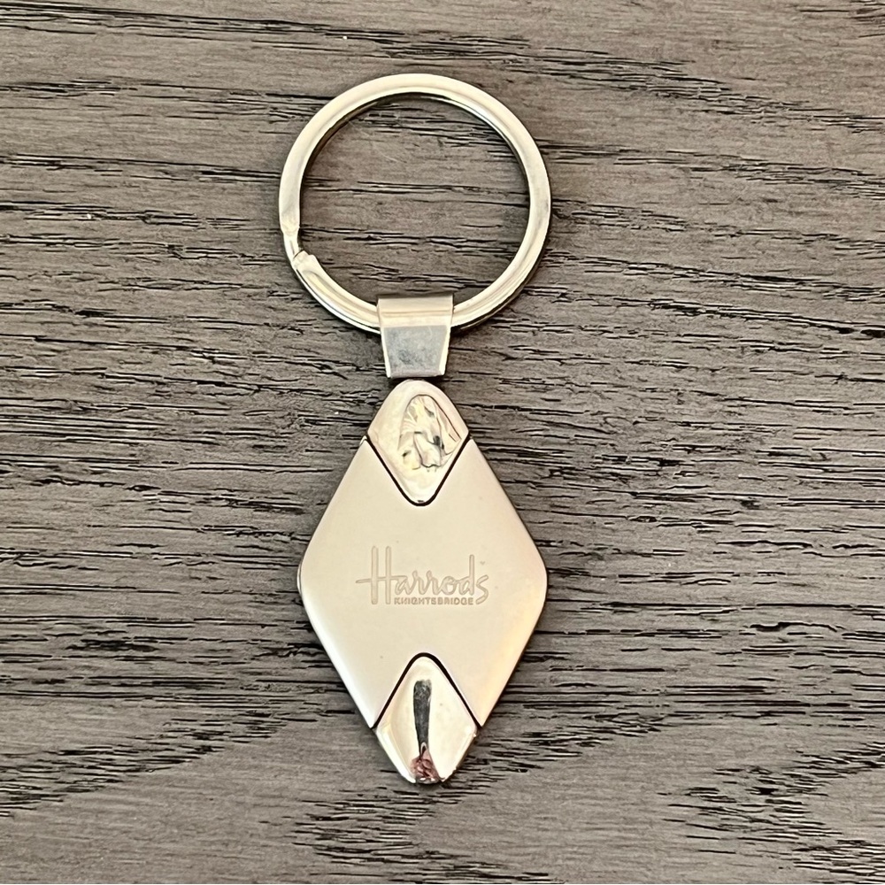 Harrods Knightsbridge (Diamond Shaped KeyChain)